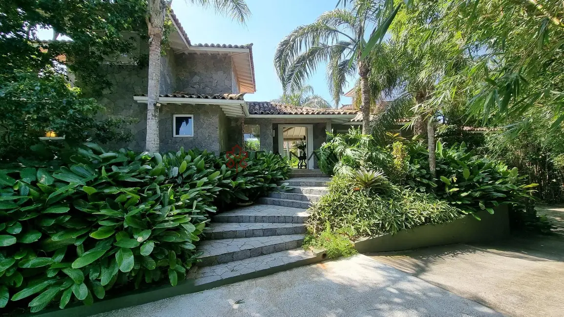 Foto 5 de Casa com 6 quartos à venda, 730m2 em Armacao Dos Buzios - RJ