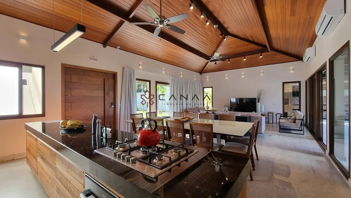 Foto 9 de Casa de Condomínio com 5 quartos à venda, 500m2 em Armacao Dos Buzios - RJ