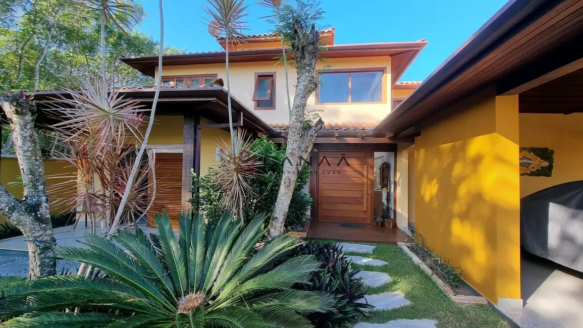 Foto 3 de Casa com 5 quartos à venda, 438m2 em Armacao Dos Buzios - RJ