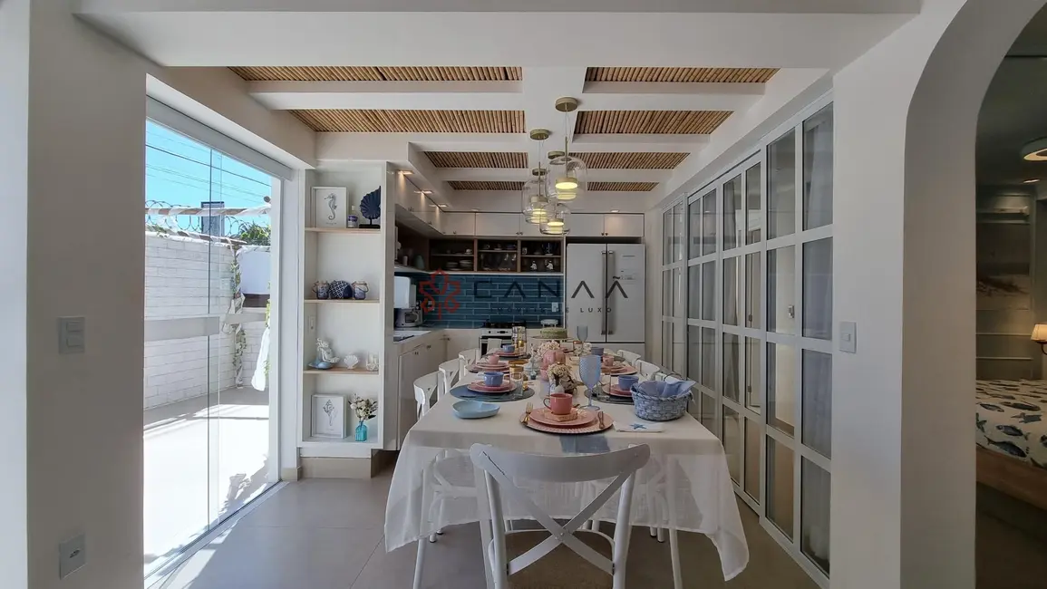 Foto 2 de Casa de Condomínio com 4 quartos à venda, 100m2 em Armacao Dos Buzios - RJ