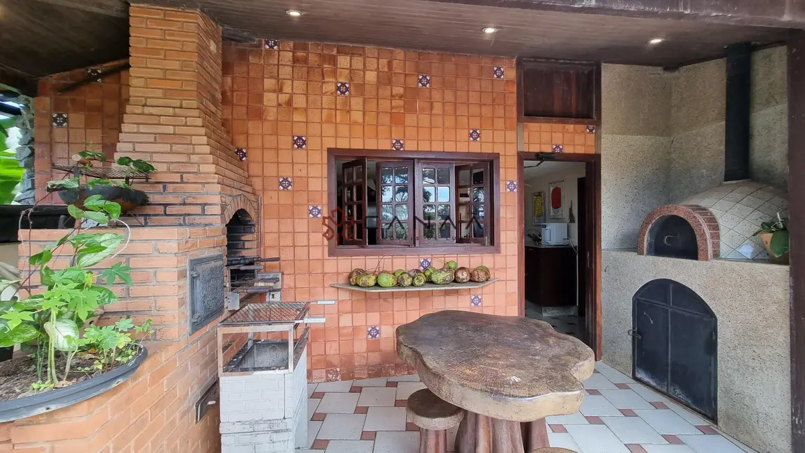 Foto 8 de Casa com 9 quartos à venda, 1200m2 em Armacao Dos Buzios - RJ