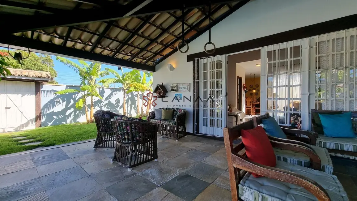 Foto 9 de Casa com 6 quartos à venda, 300m2 em Armacao Dos Buzios - RJ