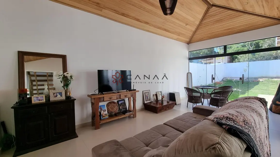 Foto 7 de Casa de Condomínio com 3 quartos à venda, 188m2 em Armacao Dos Buzios - RJ