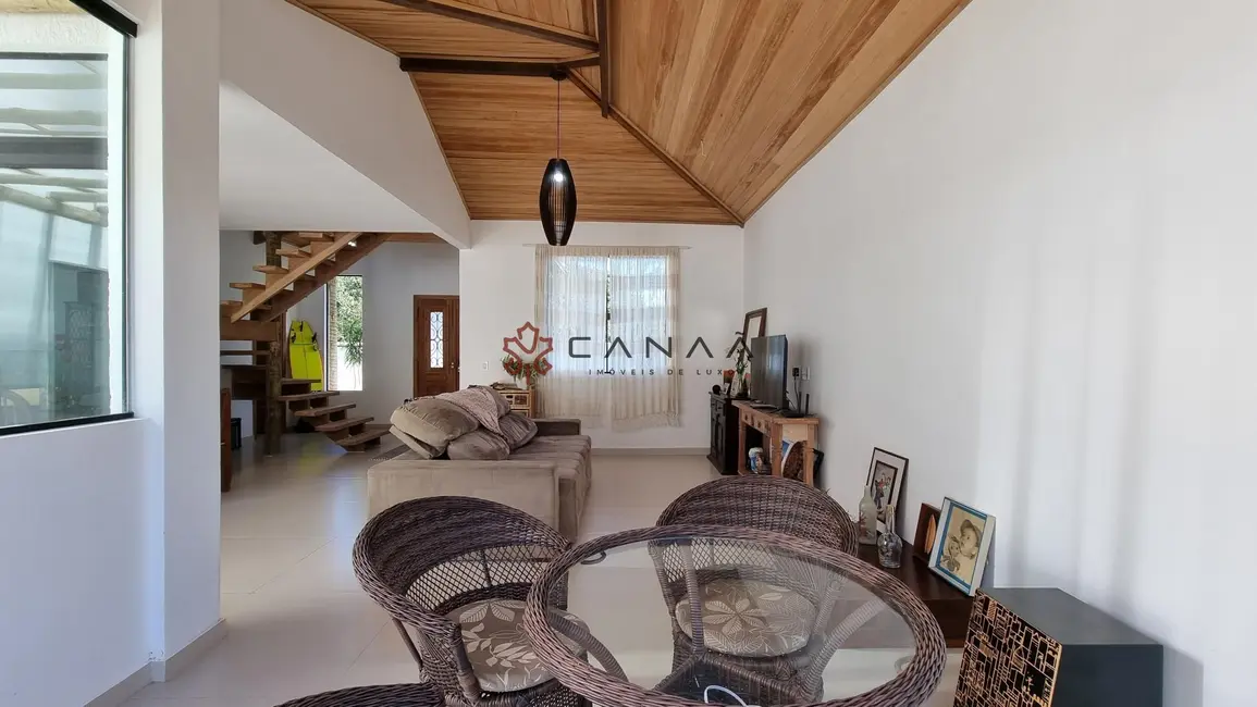 Foto 9 de Casa de Condomínio com 3 quartos à venda, 188m2 em Armacao Dos Buzios - RJ