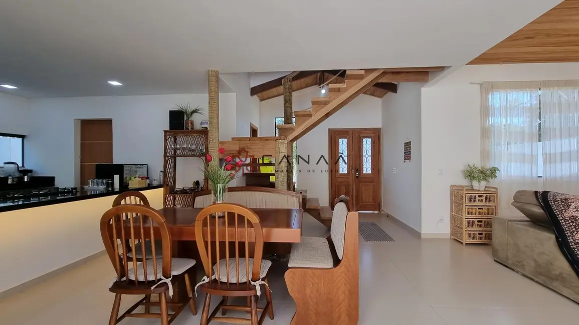 Foto 5 de Casa de Condomínio com 3 quartos à venda, 188m2 em Armacao Dos Buzios - RJ