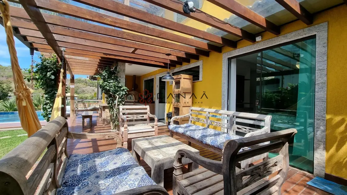Foto 9 de Casa com 5 quartos à venda, 320m2 em Armacao Dos Buzios - RJ