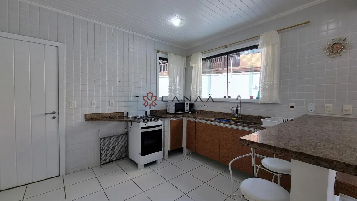 Foto 8 de Casa com 4 quartos à venda, 170m2 em Armacao Dos Buzios - RJ