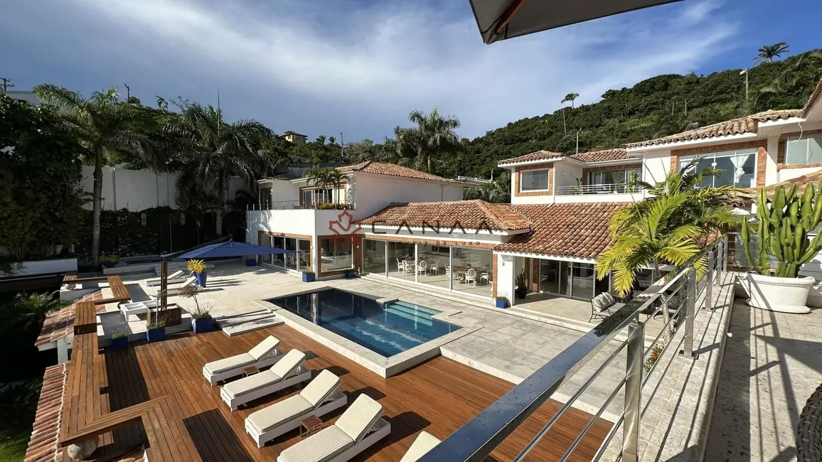Foto 5 de Casa com 9 quartos à venda, 1500m2 em Armacao Dos Buzios - RJ