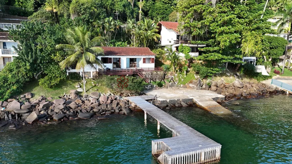 Foto 2 de Casa com 6 quartos à venda, 500m2 em Ponta Leste, Angra Dos Reis - RJ
