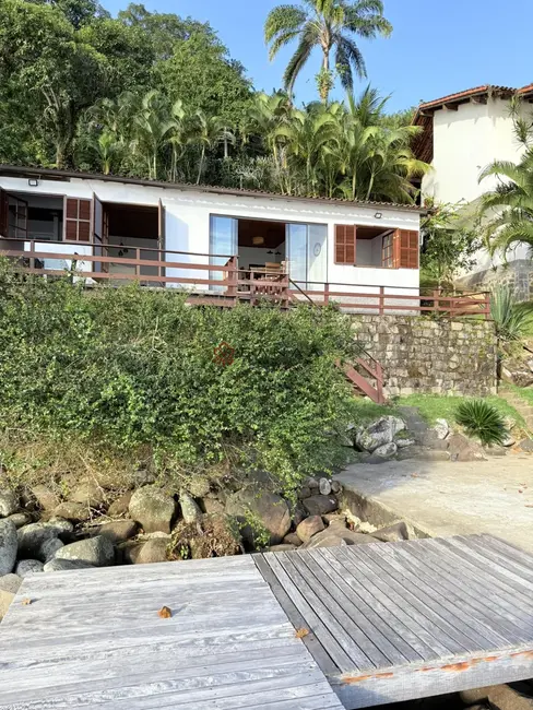 Foto 7 de Casa com 6 quartos à venda, 500m2 em Ponta Leste, Angra Dos Reis - RJ