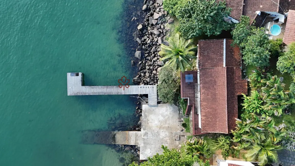 Foto 1 de Casa com 6 quartos à venda, 500m2 em Ponta Leste, Angra Dos Reis - RJ