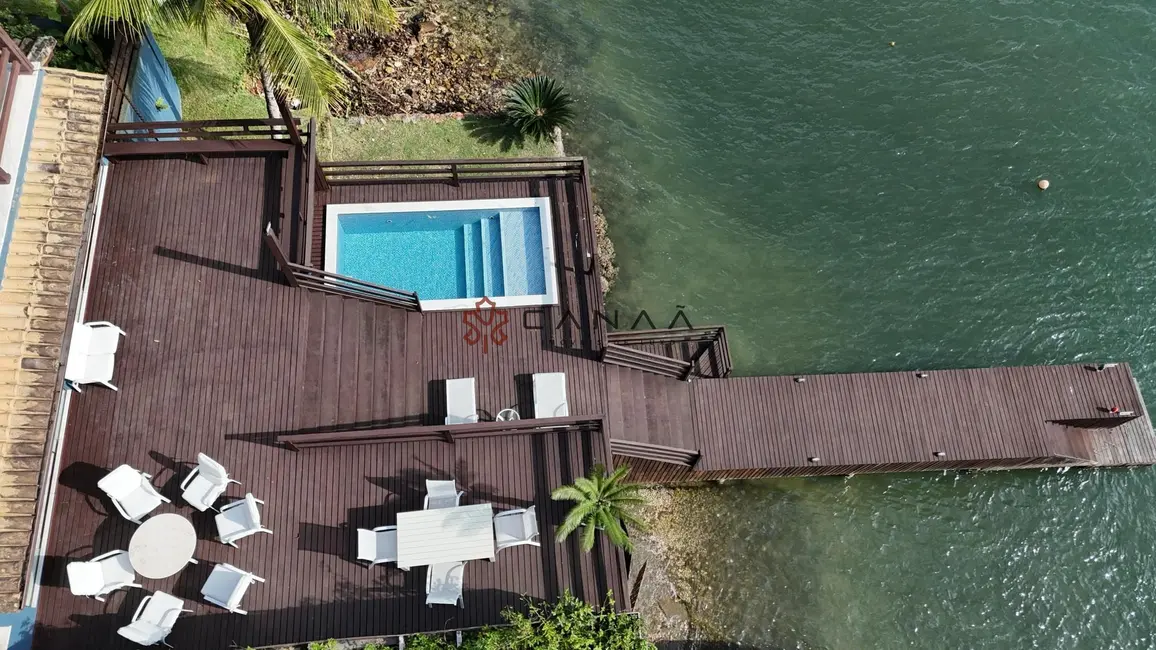 Casa com 4 quartos para alugar, 360m2 em Bracuí (Cunhambebe), Angra Dos Reis - RJ - imagem 5 Foto 5 de Casa com 4 quartos para alugar, 360m2 em Bracuí (Cunhambebe), Angra Dos Reis - RJ