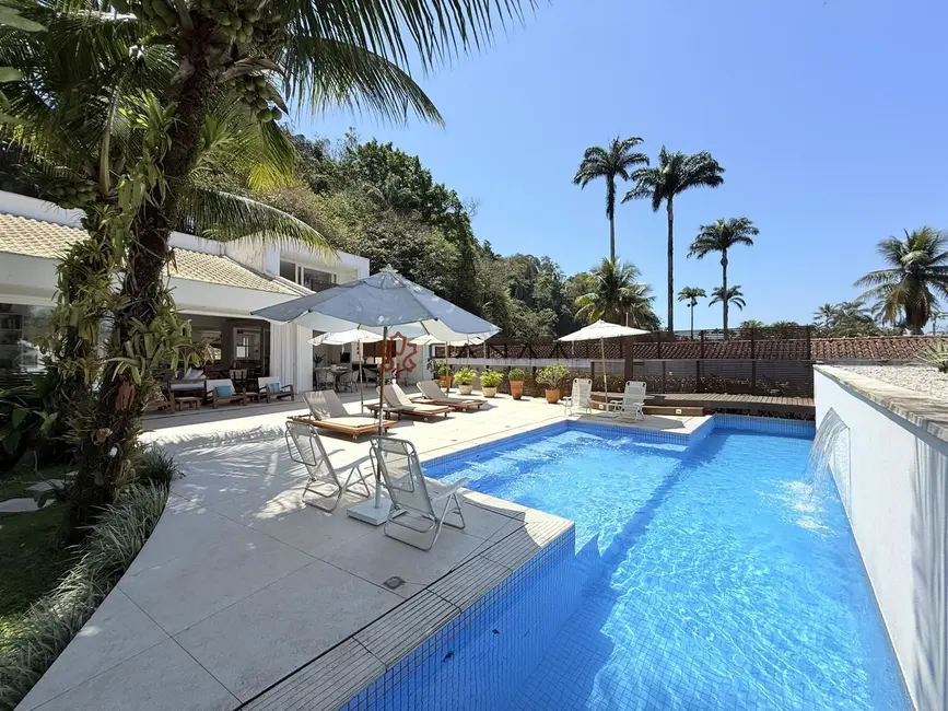 Casa com 5 quartos à venda, 635m2 em Paraty - RJ - imagem 3 Foto 3 de Casa com 5 quartos à venda, 635m2 em Paraty - RJ