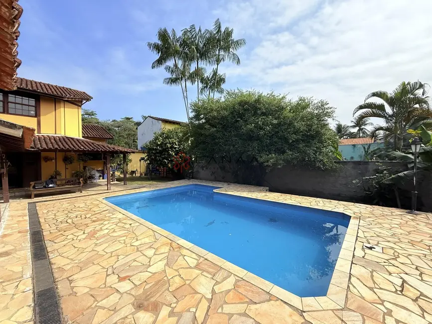 Casa com 5 quartos à venda, 346m2 em Paraty - RJ - imagem 3 Foto 3 de Casa com 5 quartos à venda, 346m2 em Paraty - RJ
