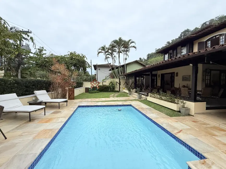 Foto 3 de Casa de Condomínio com 8 quartos à venda, 330m2 em Portogalo, Angra Dos Reis - RJ