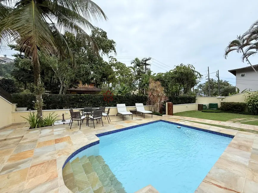 Foto 4 de Casa de Condomínio com 8 quartos à venda, 330m2 em Portogalo, Angra Dos Reis - RJ