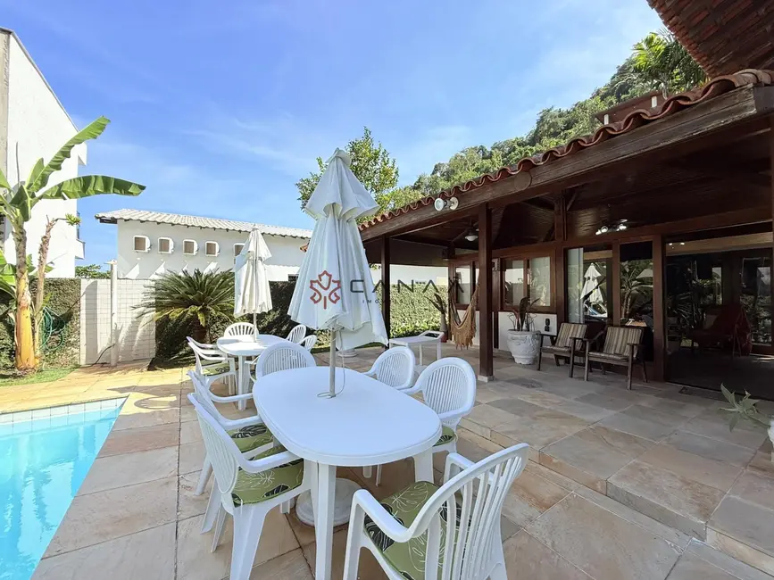 Foto 6 de Casa de Condomínio com 4 quartos à venda, 208m2 em Portogalo, Angra Dos Reis - RJ