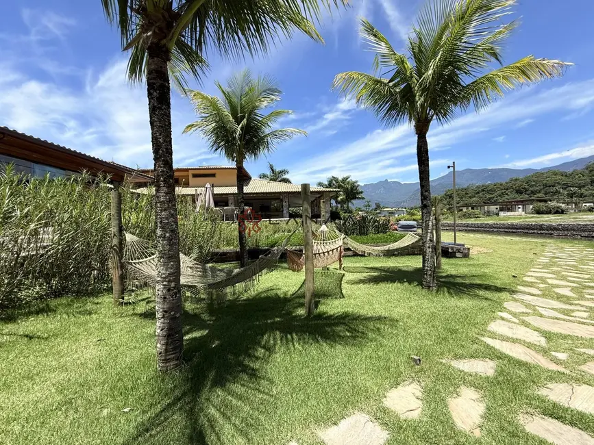 Casa com 10 quartos para alugar, 800m2 em Mangaratiba - RJ - imagem 9 Foto 9 de Casa com 10 quartos para alugar, 800m2 em Mangaratiba - RJ