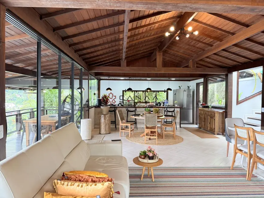 Foto 7 de Casa com 4 quartos à venda, 389m2 em Portogalo, Angra Dos Reis - RJ