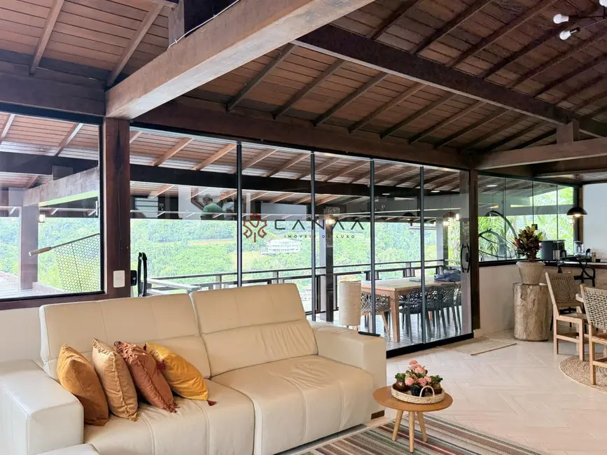 Foto 4 de Casa com 4 quartos à venda, 389m2 em Portogalo, Angra Dos Reis - RJ