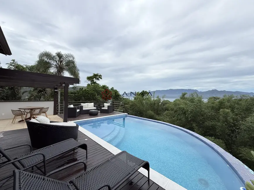 Foto 2 de Casa com 4 quartos à venda, 389m2 em Portogalo, Angra Dos Reis - RJ