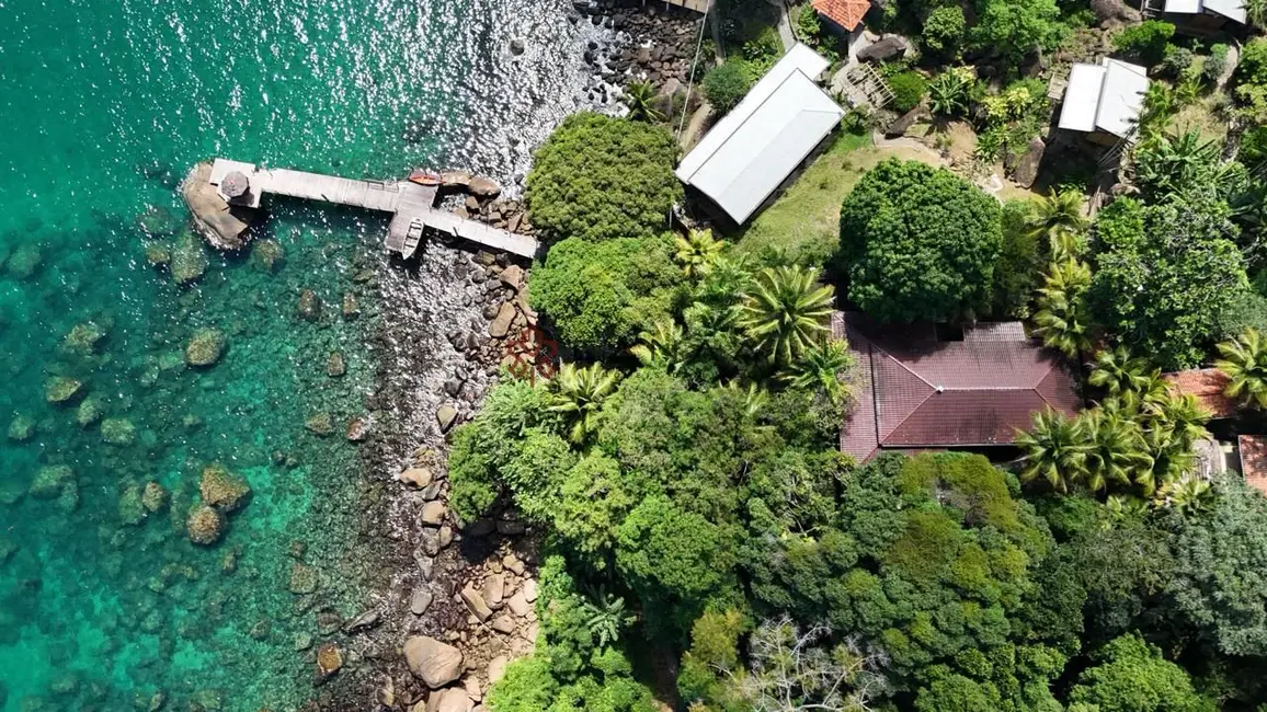 Foto 5 de Casa com 6 quartos à venda, 400m2 em Angra Dos Reis - RJ