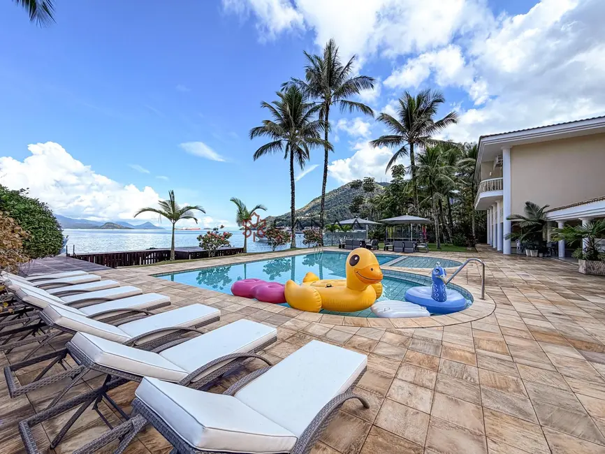 Casa de Condomínio com 15 quartos à venda, 1500m2 em Portogalo, Angra Dos Reis - RJ - imagem 2 Foto 2 de Casa de Condomínio com 15 quartos à venda, 1500m2 em Portogalo, Angra Dos Reis - RJ