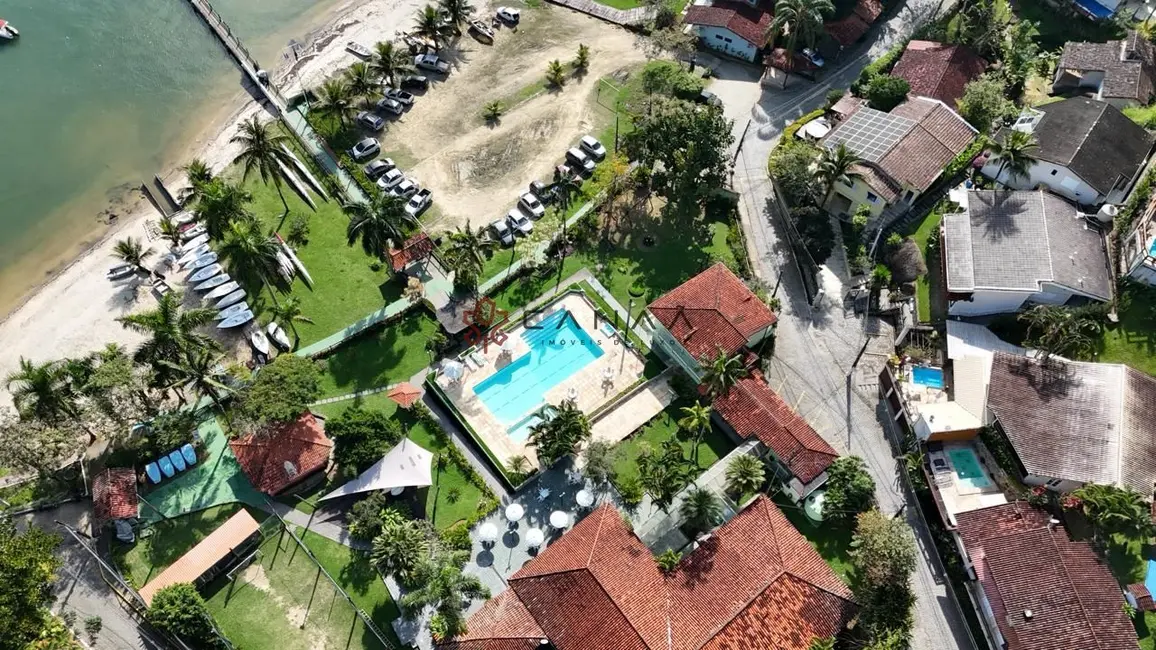 Casa com 5 quartos à venda, 500m2 em Marinas, Angra Dos Reis - RJ - imagem 3 Foto 3 de Casa com 5 quartos à venda, 500m2 em Marinas, Angra Dos Reis - RJ