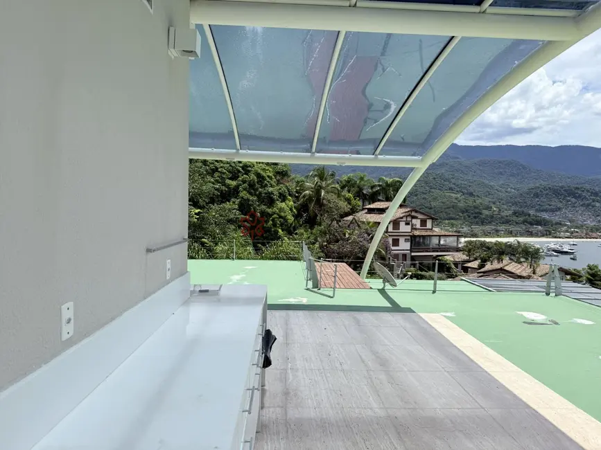 Casa de Condomínio com 5 quartos à venda, 500m2 em Frade (Cunhambebe), Angra Dos Reis - RJ - imagem 8 Foto 8 de Casa de Condomínio com 5 quartos à venda, 500m2 em Frade (Cunhambebe), Angra Dos Reis - RJ