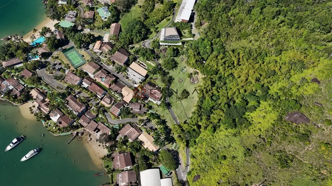 Casa de Condomínio com 4 quartos à venda, 200m2 em Frade (Cunhambebe), Angra Dos Reis - RJ - imagem 6 Foto 6 de Casa de Condomínio com 4 quartos à venda, 200m2 em Frade (Cunhambebe), Angra Dos Reis - RJ
