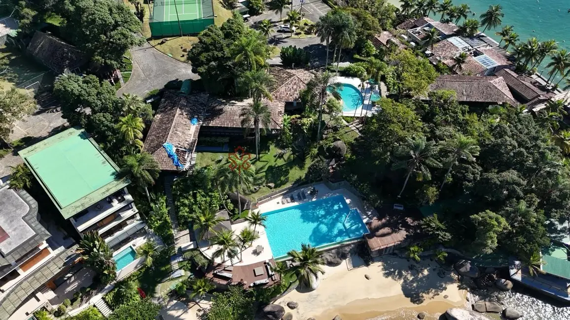 Casa de Condomínio com 4 quartos à venda, 200m2 em Frade (Cunhambebe), Angra Dos Reis - RJ - imagem 4 Foto 4 de Casa de Condomínio com 4 quartos à venda, 200m2 em Frade (Cunhambebe), Angra Dos Reis - RJ