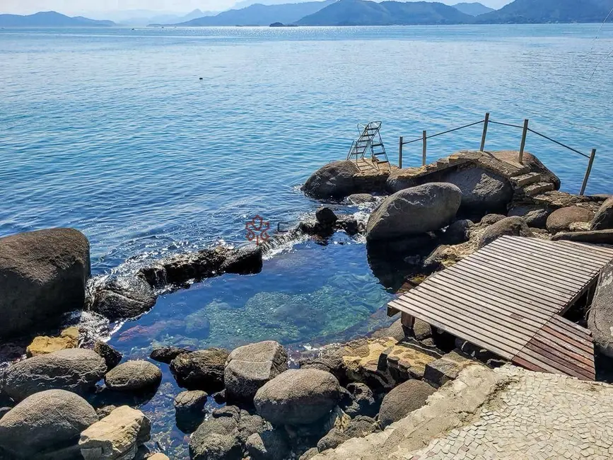 Foto 4 de Sala Comercial com 9 quartos à venda, 900m2 em Ponta Leste, Angra Dos Reis - RJ