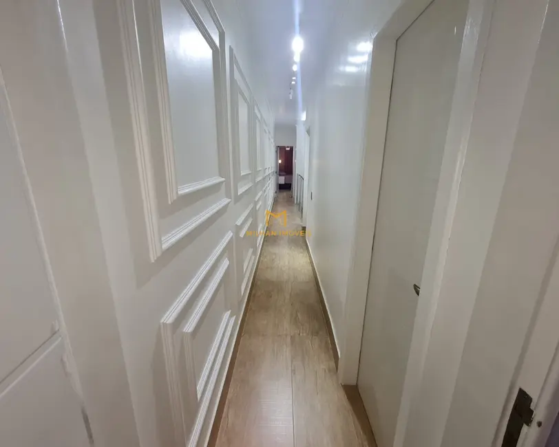 Casa com 3 quartos à venda, 300m2 em Penha de França, São Paulo - SP - imagem 8 Foto 8 de Casa com 3 quartos à venda, 300m2 em Penha de França, São Paulo - SP