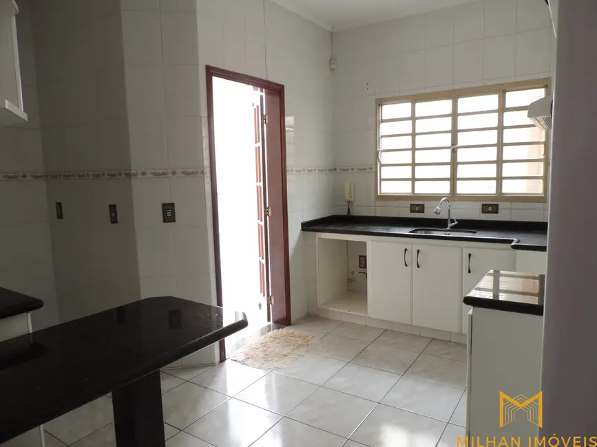 Foto 1 de Casa com 3 quartos para alugar, 154m2 em Jardim Regina, Indaiatuba - SP