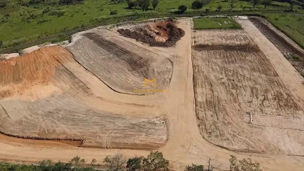 Foto 4 de Terreno / Lote à venda, 180m2 em Salto - SP