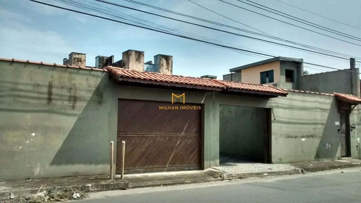 Casa com 4 quartos à venda, 213m2 em Itanhaem - SP - imagem 3 Foto 3 de Casa com 4 quartos à venda, 213m2 em Itanhaem - SP