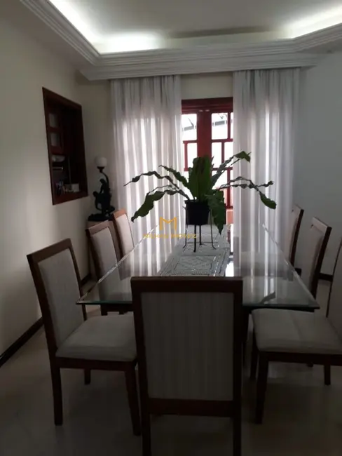 Foto 8 de Casa com 3 quartos à venda, 230m2 em Jardim Regina, Indaiatuba - SP