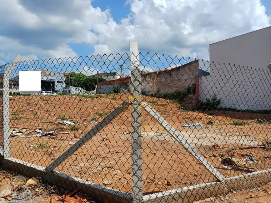 Foto 2 de Terreno / Lote à venda, 800m2 em Jardim Santa Cruz, Indaiatuba - SP