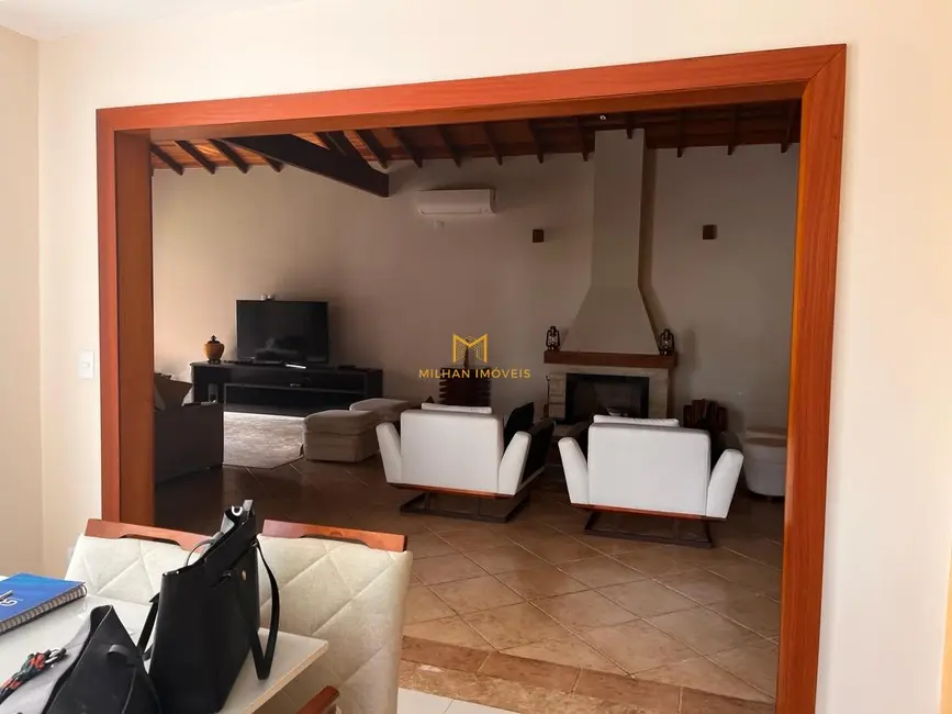 Casa de Condomínio com 4 quartos à venda, 700m2 em Mairinque - SP - imagem 7 Foto 7 de Casa de Condomínio com 4 quartos à venda, 700m2 em Mairinque - SP