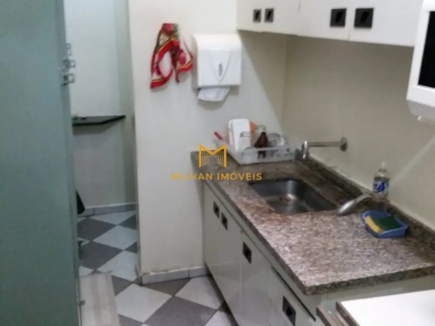 Sala Comercial para alugar, 200m2 em Centro, Indaiatuba - SP - imagem 9 Foto 9 de Sala Comercial para alugar, 200m2 em Centro, Indaiatuba - SP