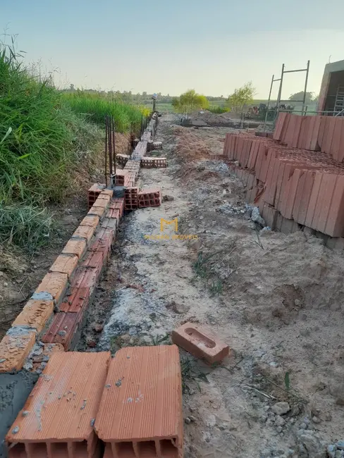 Chácara com 2 quartos à venda, 1000m2 em Elias Fausto - SP - imagem 4 Foto 4 de Chácara com 2 quartos à venda, 1000m2 em Elias Fausto - SP