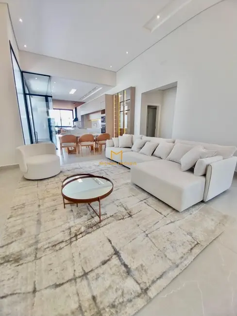 Foto 3 de Casa com 4 quartos à venda, 315m2 em Jardim Residencial Helvétia Park II, Indaiatuba - SP