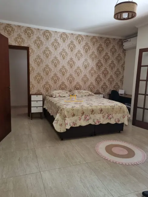 Foto 9 de Casa com 5 quartos à venda, 258m2 em Jardim Regina, Indaiatuba - SP