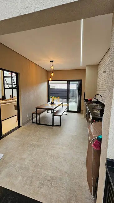 Casa com 2 quartos à venda, 150m2 em Indaiatuba - SP - imagem 5 Foto 5 de Casa com 2 quartos à venda, 150m2 em Indaiatuba - SP