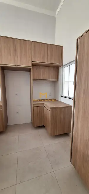 Casa com 2 quartos à venda, 115m2 em Elias Fausto - SP - imagem 3 Foto 3 de Casa com 2 quartos à venda, 115m2 em Elias Fausto - SP