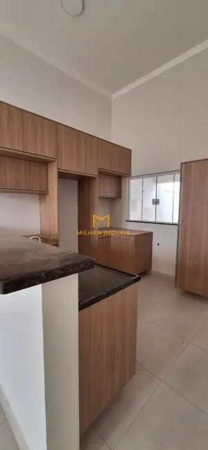 Foto 1 de Casa com 2 quartos à venda, 115m2 em Elias Fausto - SP
