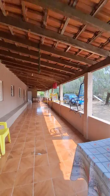 Foto 6 de Sítio / Rancho com 3 quartos à venda, 250m2 em Elias Fausto - SP