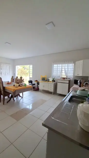 Foto 3 de Sítio / Rancho com 3 quartos à venda, 250m2 em Elias Fausto - SP