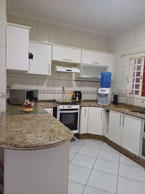 Foto 2 de Casa com 3 quartos à venda, 150m2 em Jardim Regina, Indaiatuba - SP