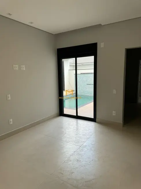 Foto 3 de Casa com 3 quartos à venda, 200m2 em Indaiatuba - SP